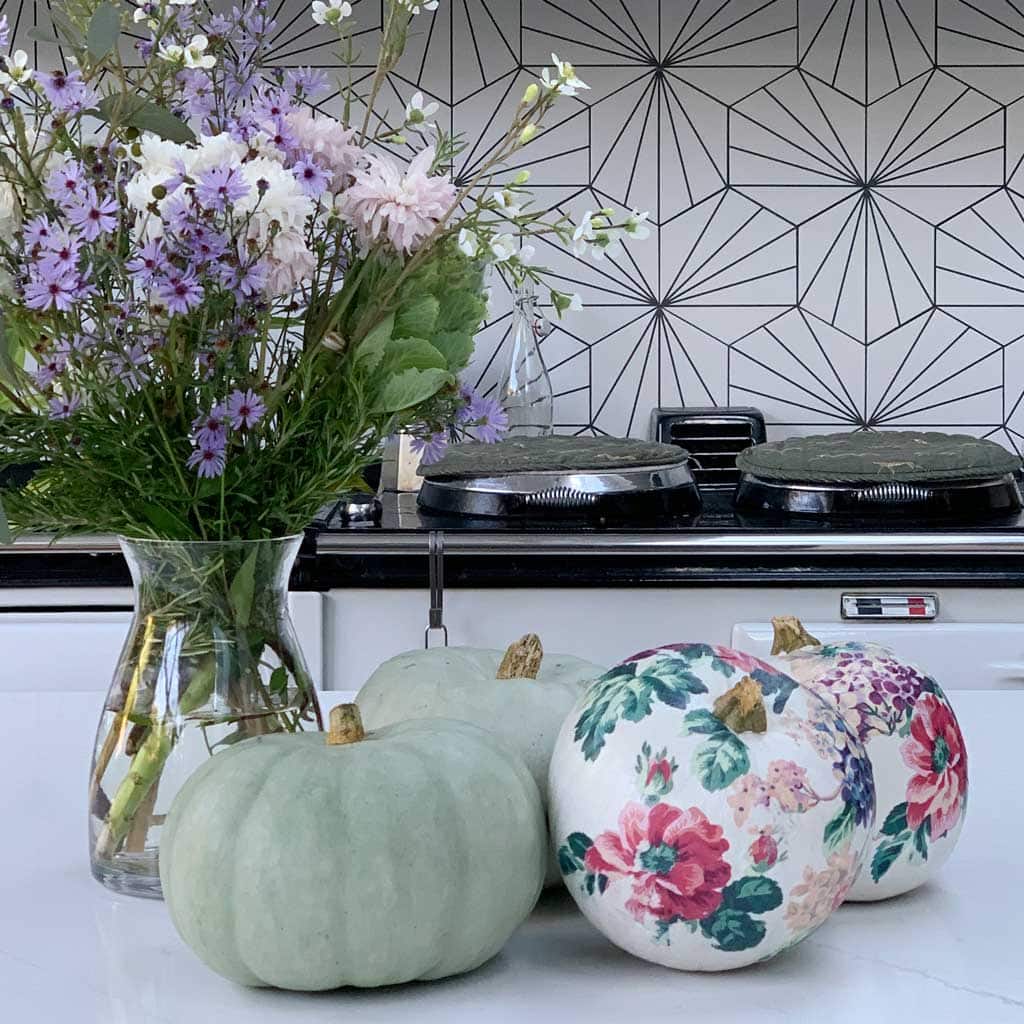 How to Make A Decoupage Pumpkin