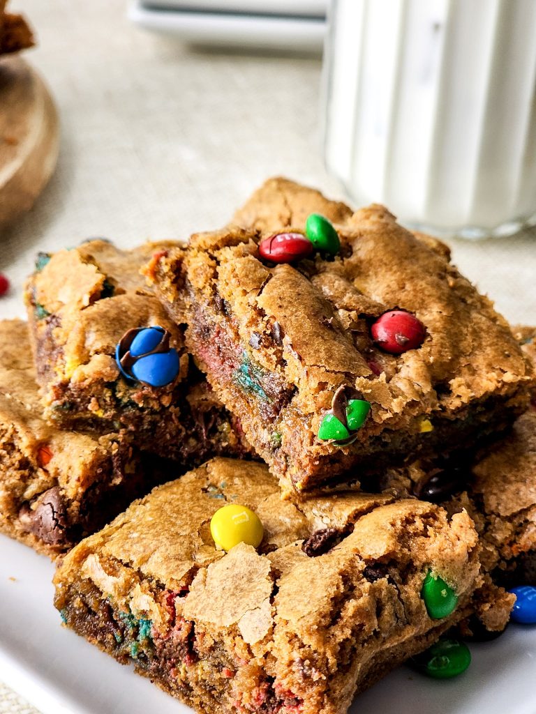 Simple M&M Cookie Bars · Pint-sized Treasures