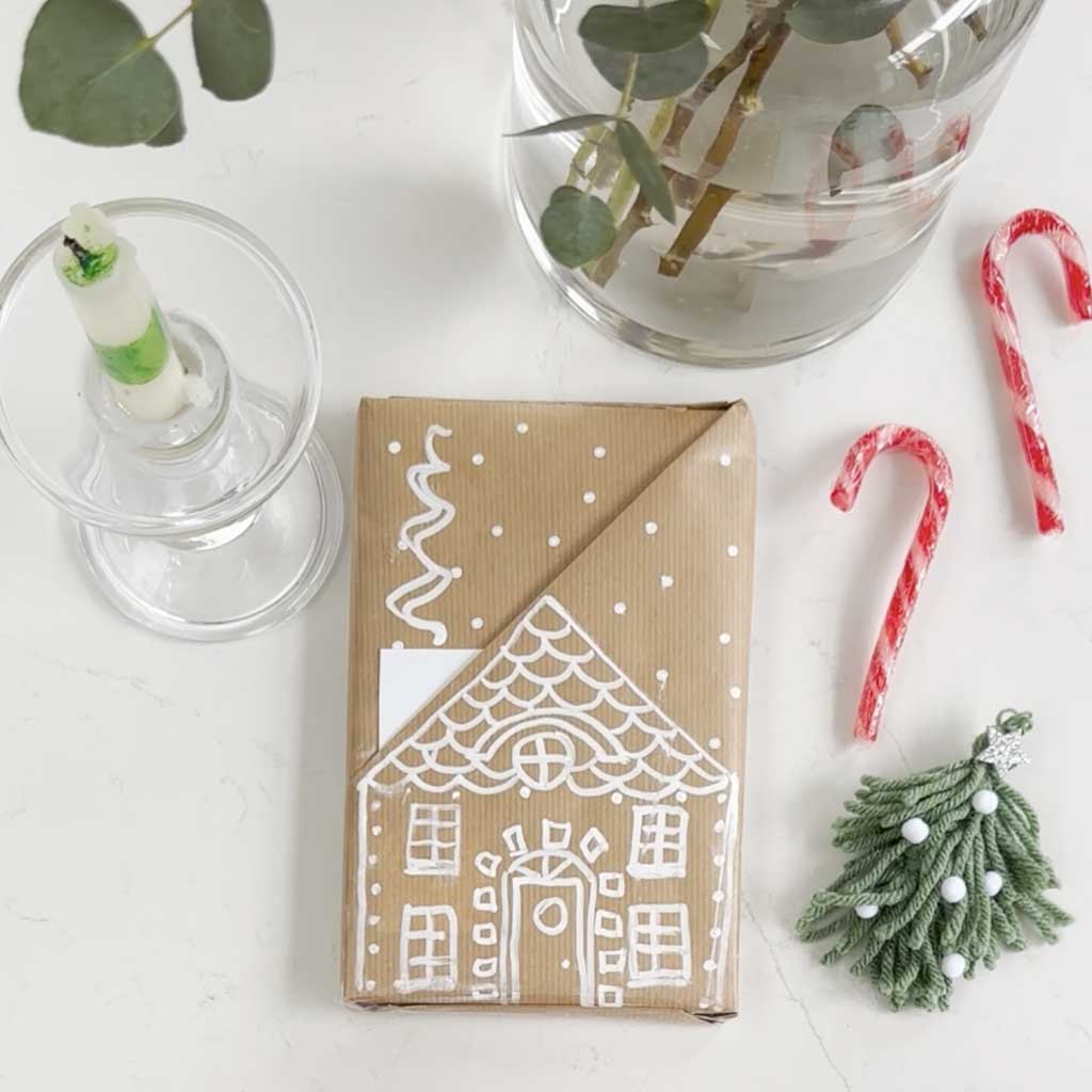 Wrapping Paper Ideas: Angled Pocket Giftwrap Gingerbread House